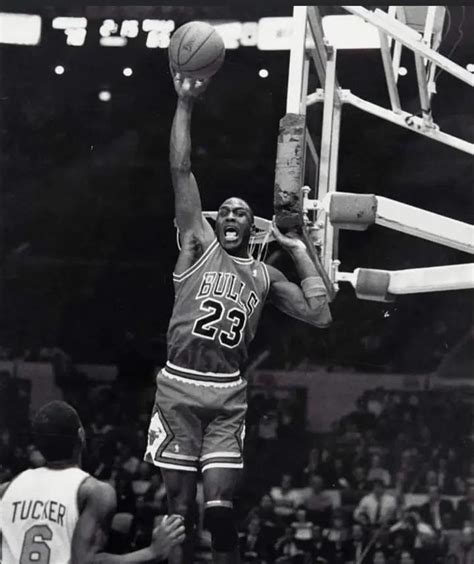 michael jordan the jump|michael jordan head above rim.